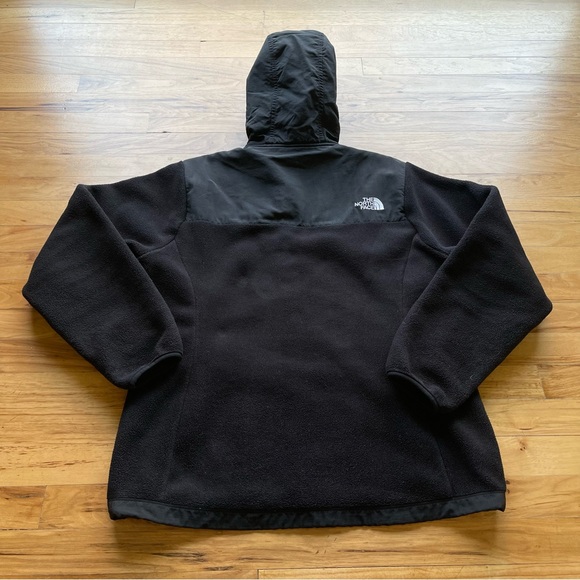 North Face Denali Jacket - Picture 10 of 12